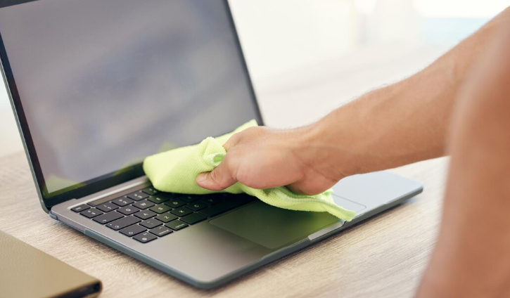 Chem chistit monitor proverennye sposoby 1