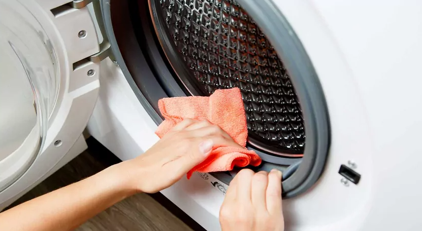 Chistka stiralnoy mashiny sodoy i uksusom 1