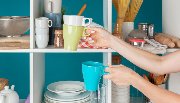 Kak organizovat kuhonnye shkafy 1