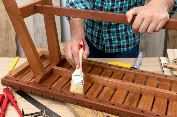 Uhod za mebelyu iz sosny 2