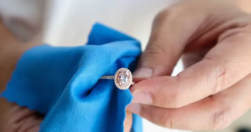 Как почистить серебро в домашних условиях — пошаговый гид